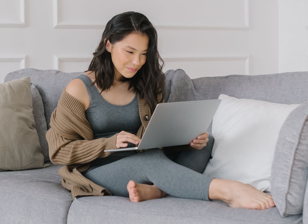 Pexels Mikhail Nilov 6609096